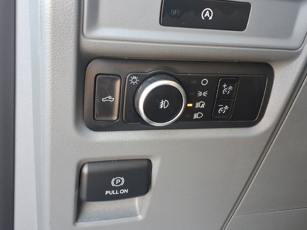 2025 Ford F-150 XLT - Photo 15