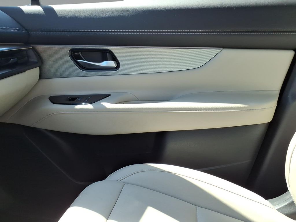 2025 Nissan Murano SL - Photo 25