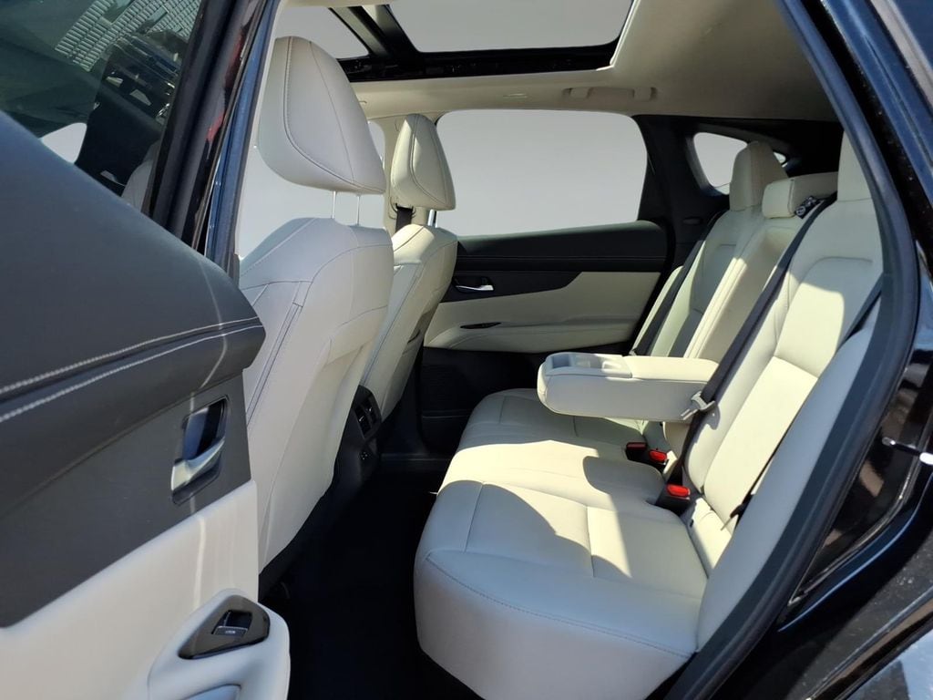 2025 Nissan Murano SL - Photo 11