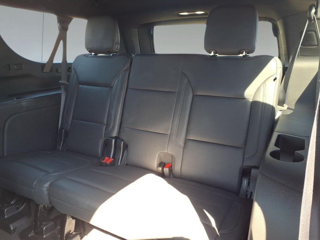 2024 Chevrolet Suburban LT - Photo 28