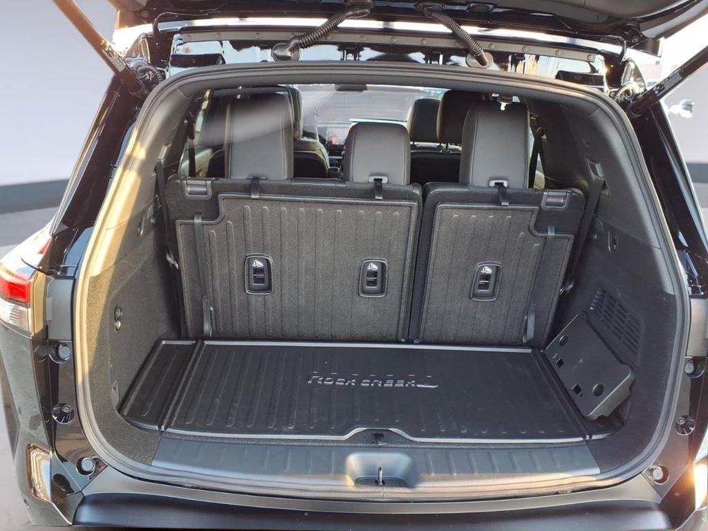 2026 Nissan Pathfinder Rock Creek - Photo 9