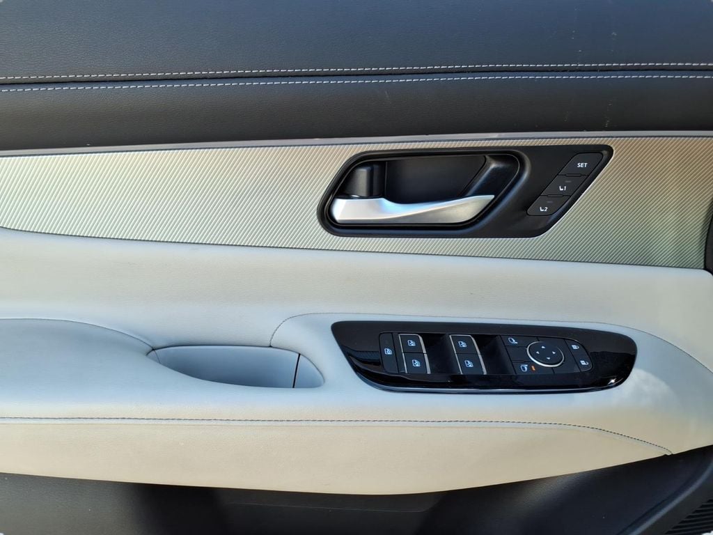 2025 Nissan Murano SL - Photo 14