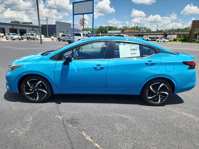 2025 Nissan Versa 1.6 SR photo 2