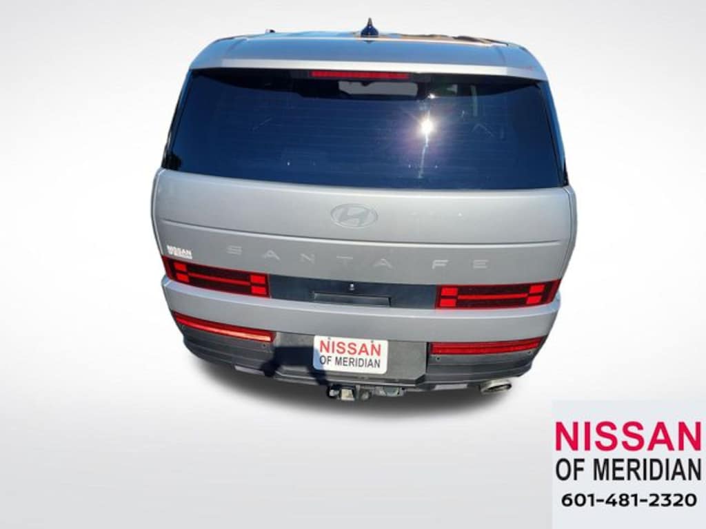 Used 2025 Hyundai Santa Fe SE SUV