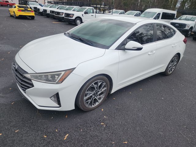 2020 Hyundai Elantra Limited's photo