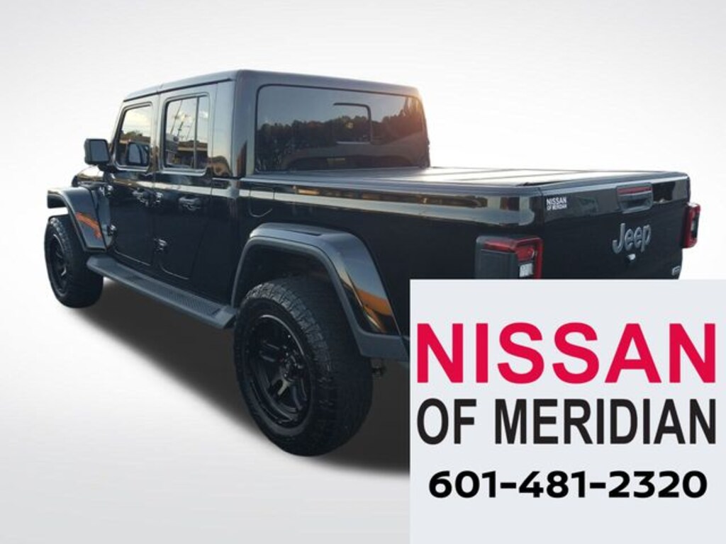 Used 2020 Jeep Gladiator Overland Truck Crew Cab