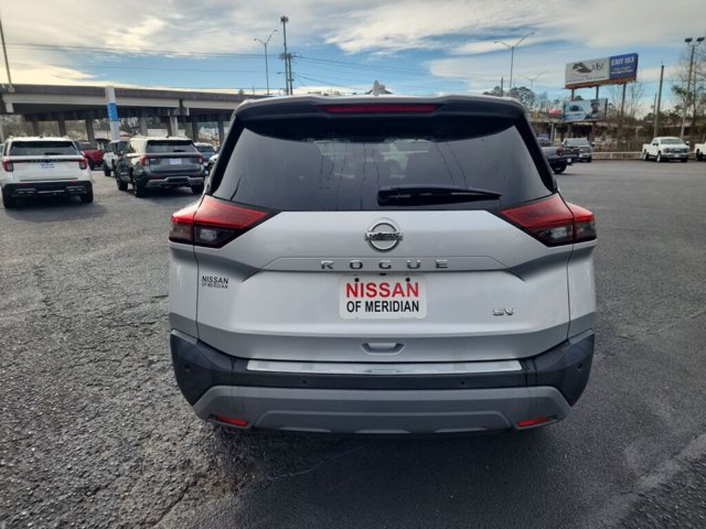 Used 2021 Nissan Rogue SV SUV