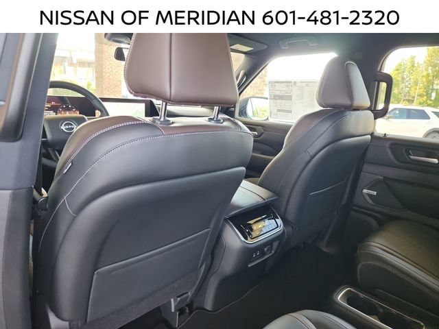 2026 Nissan Armada SL - Photo 33