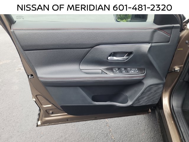 2026 Nissan KICKS SR - Photo 9