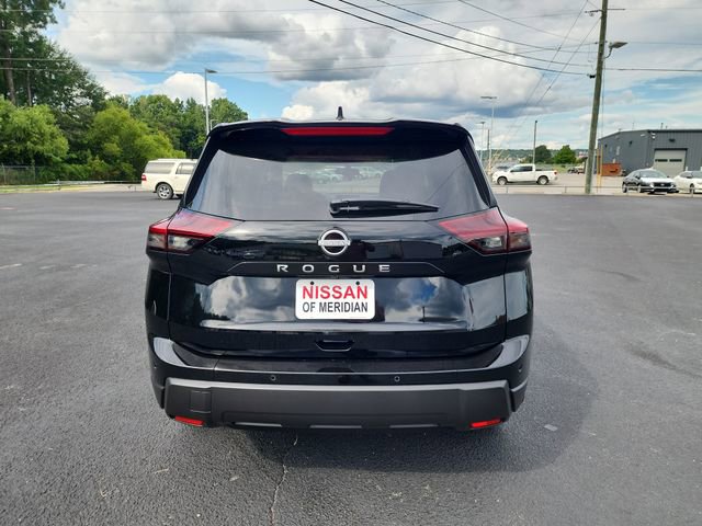 2026 Nissan Rogue S photo 4