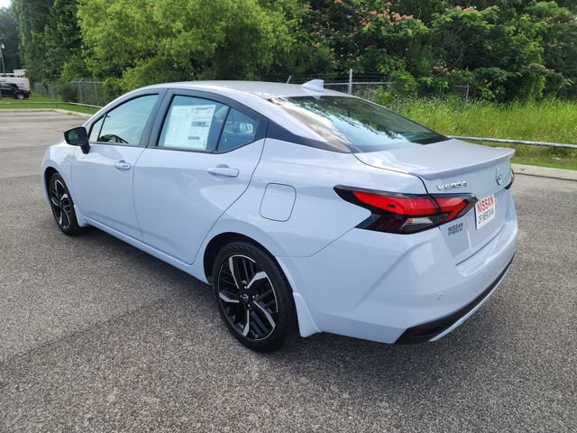 2025 Nissan Versa 1.6 SR photo 3