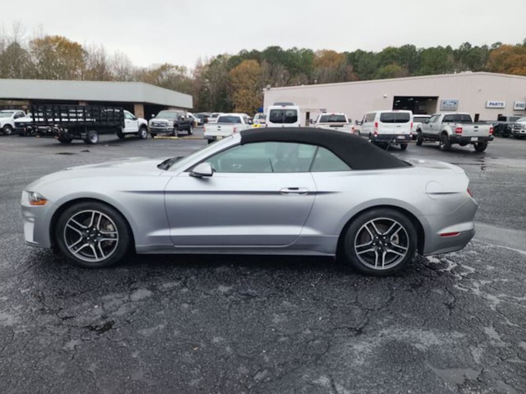 Used 2021 Ford Mustang Convertible