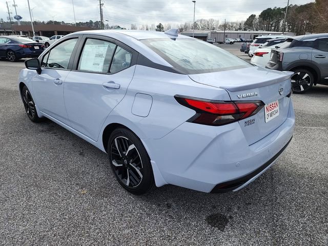 2025 Nissan Versa 1.6 SR photo 3