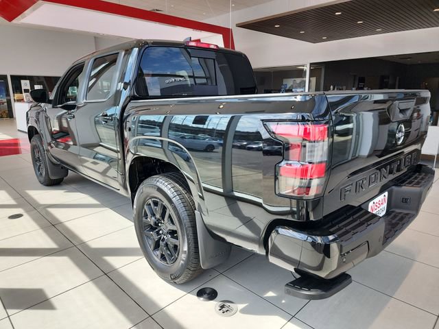 2026 Nissan Frontier SV photo 2