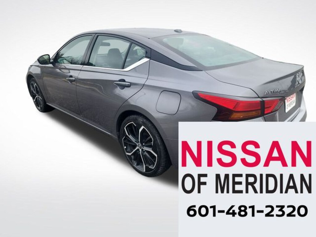 Used 2024 Nissan Altima 2.5 SR Sedan