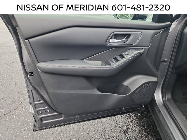 2026 Nissan Rogue SV - Photo 9
