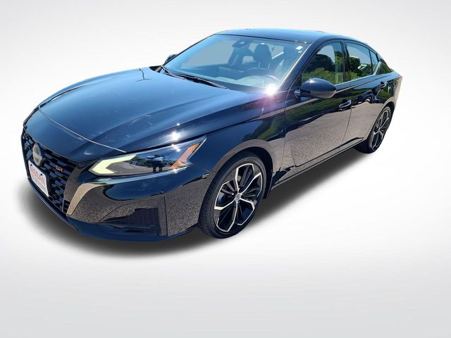 2024 Nissan Altima 2.5 SR's photo