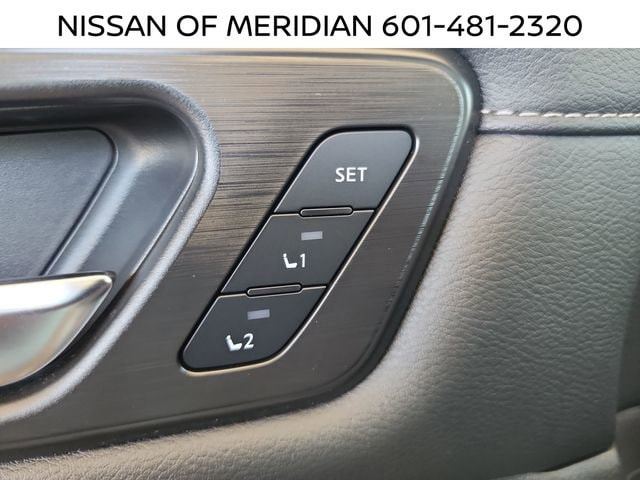 2026 Nissan Armada SL - Photo 11