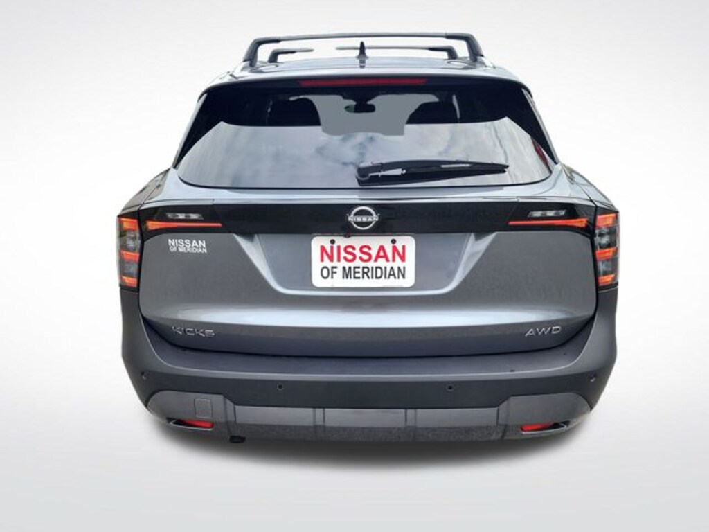 Used 2026 Nissan Kicks SV SUV