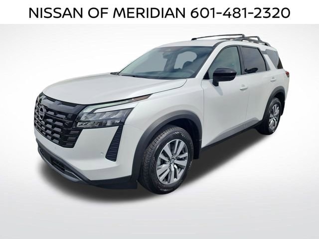 2026 Nissan Pathfinder SL 2WD's photo