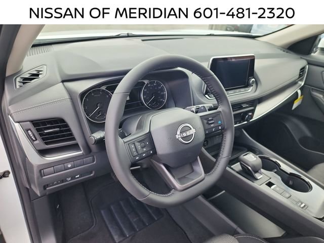 2026 Nissan Rogue SV - Photo 10