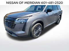 2026 Nissan Pathfinder SL SUV