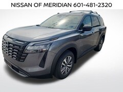 2026 Nissan Pathfinder SL SUV