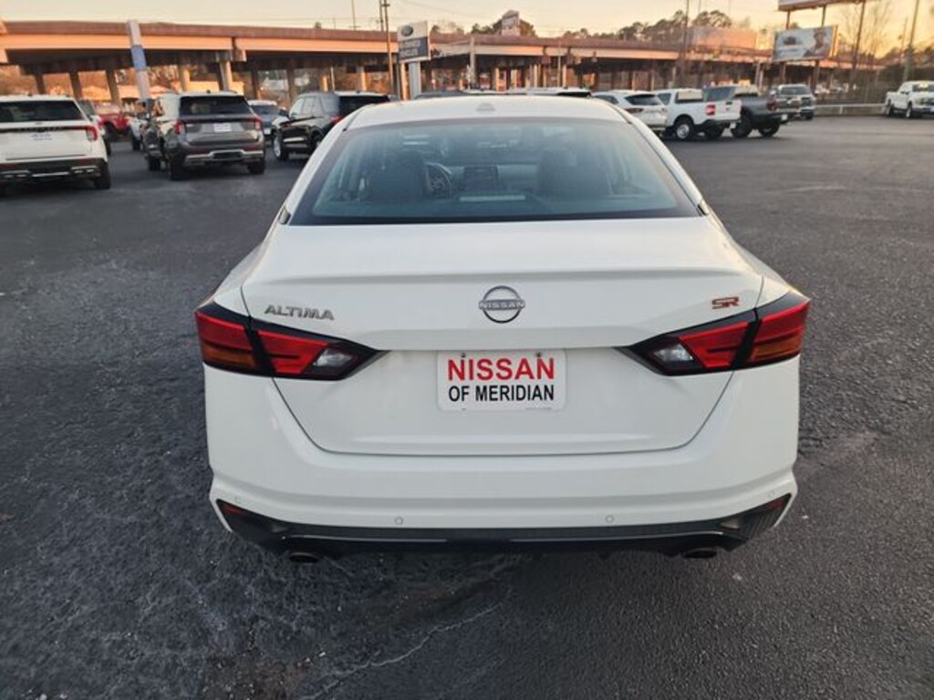 Used 2024 Nissan Altima 2.5 SR Sedan