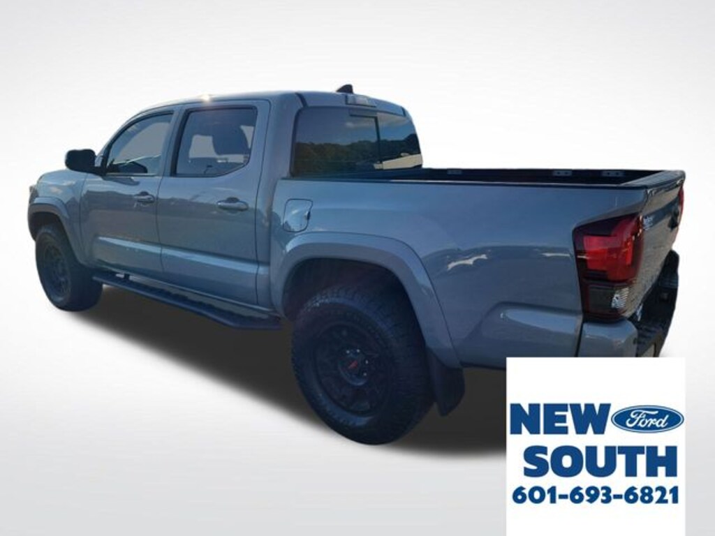 Used 2018 Toyota Tacoma Truck Double Cab
