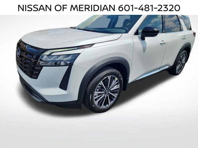 2026 Nissan Pathfinder Platinum 2WD's photo