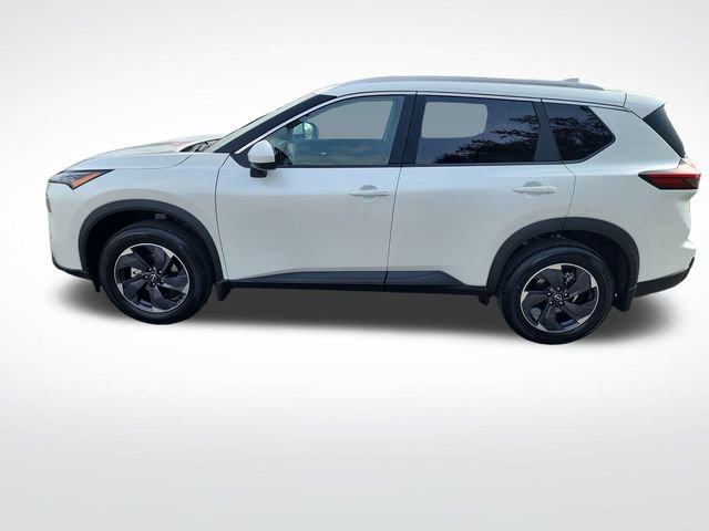 2026 Nissan Rogue SV photo 2