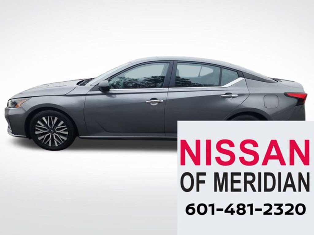 Used 2024 Nissan Altima 2.5 SV Sedan