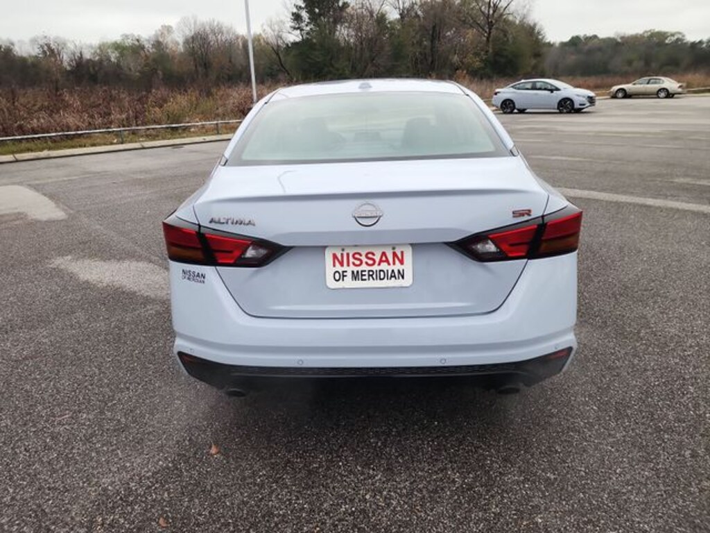 Used 2023 Nissan Altima 2.5 SR Sedan