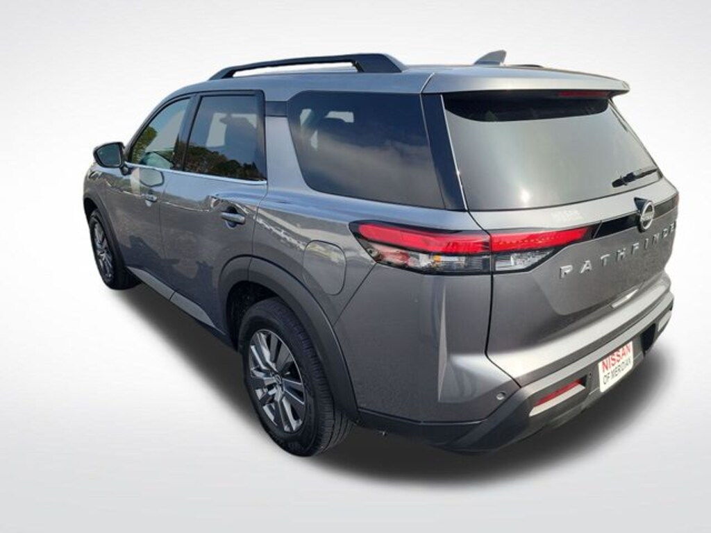 Used 2025 Nissan Pathfinder SV SUV