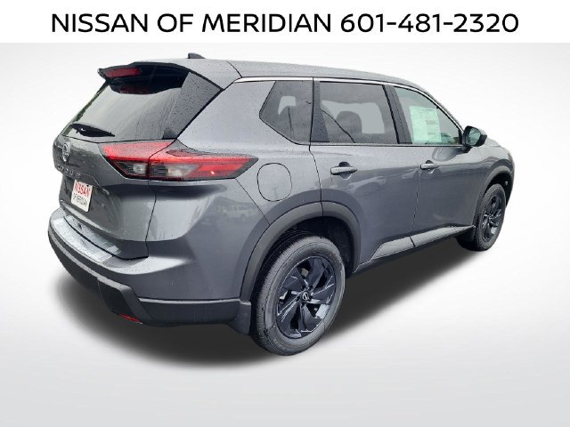 2026 Nissan Rogue SV - Photo 5
