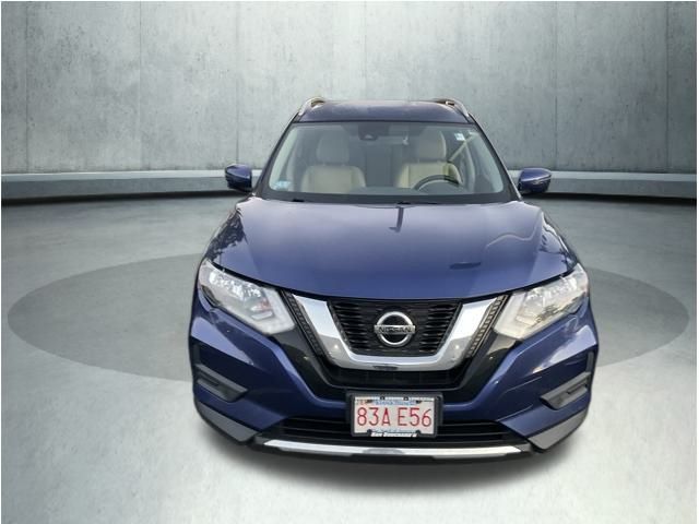 2020 Nissan Rogue SV photo 2