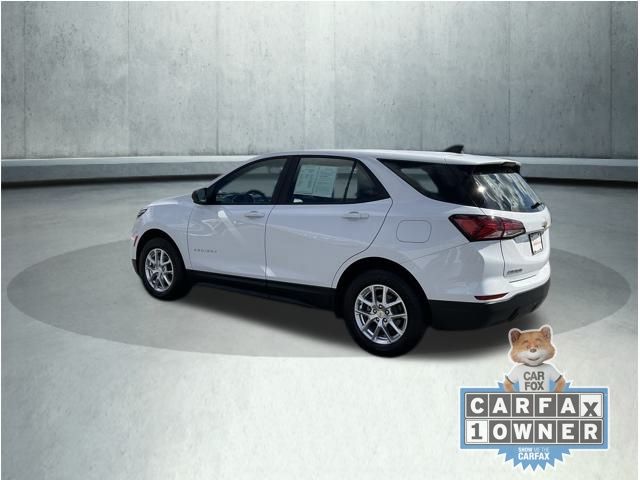 2022 Chevrolet Equinox LS photo 4