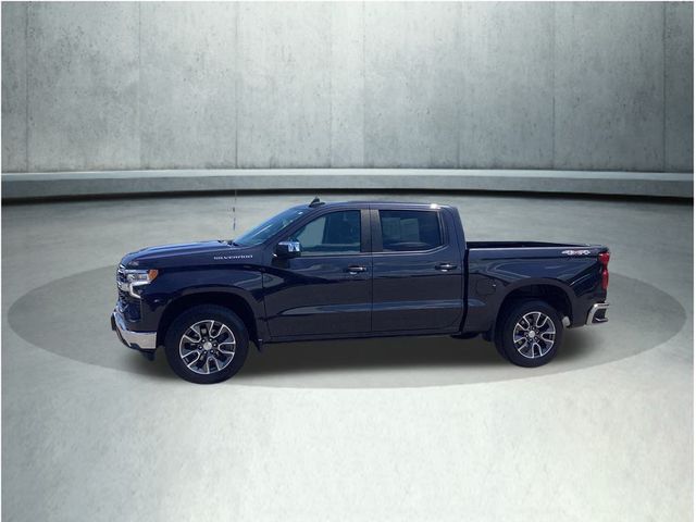 2022 Chevrolet Silverado 1500 LT photo 3