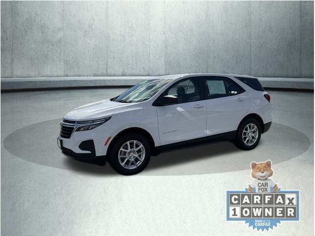 2022 Chevrolet Equinox LS photo 3