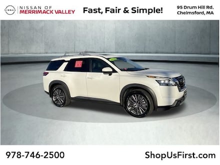 2023 Nissan Pathfinder SL SUV