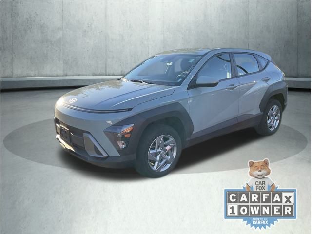 2024 Hyundai Kona SE photo 3