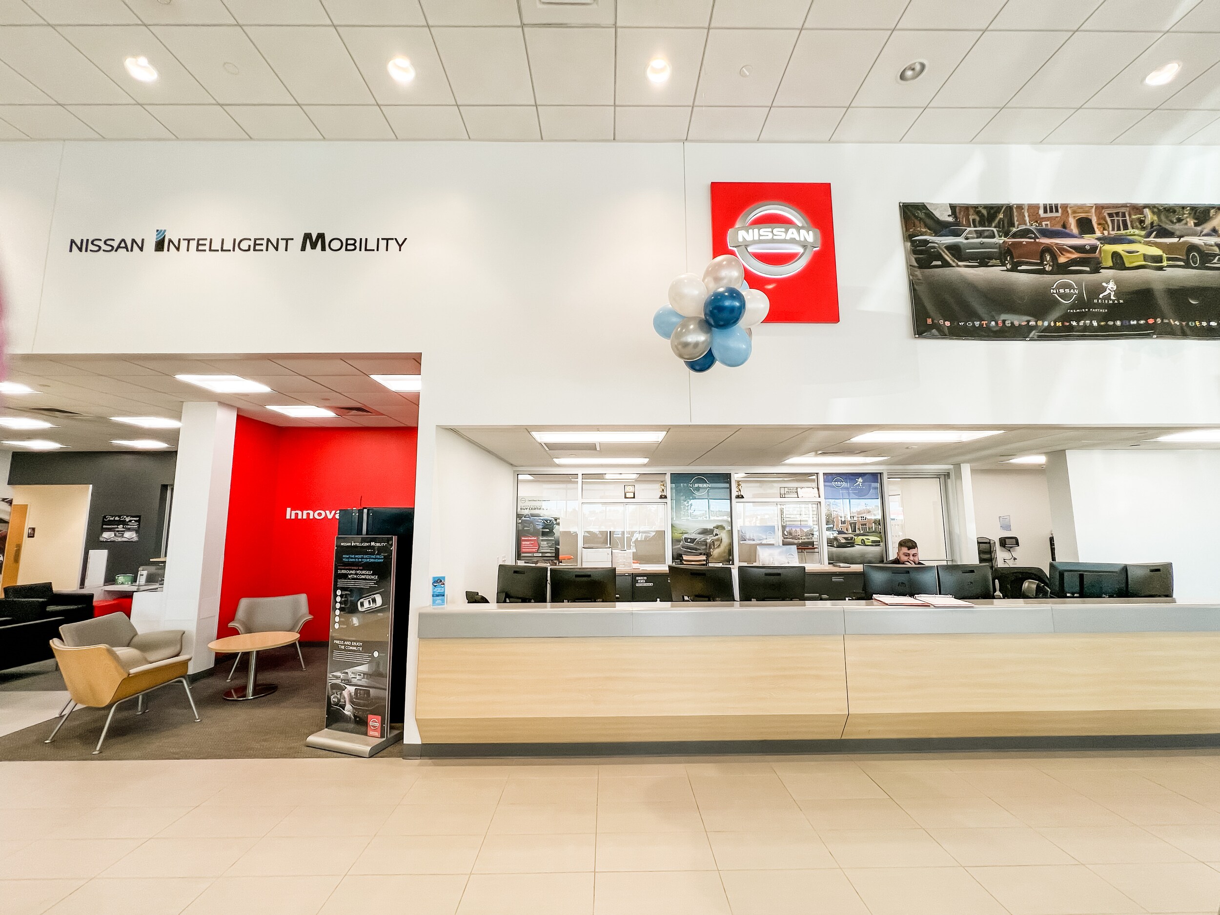 Nissan of Merrimack Valley Nissan dealership in Chelmsford, MA near
