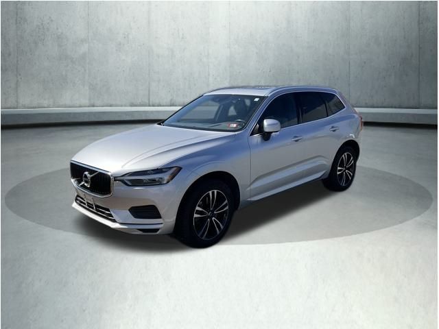 2020 Volvo XC60 T6 Momentum photo 3