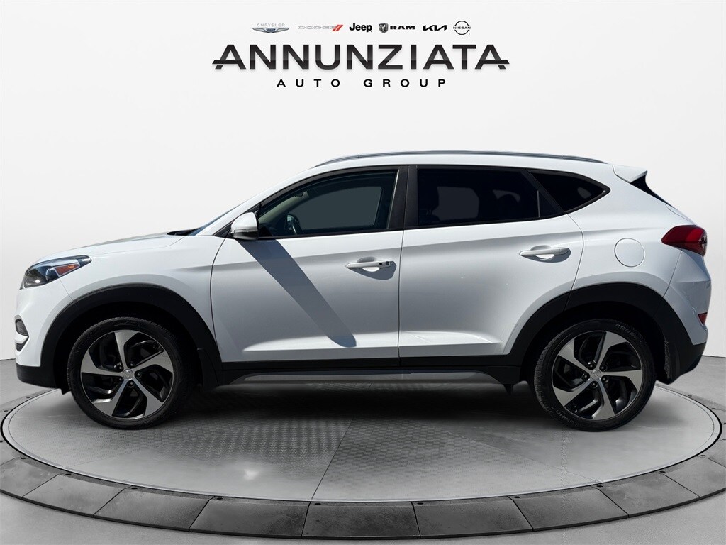 2018 Hyundai Tucson Sport photo 2