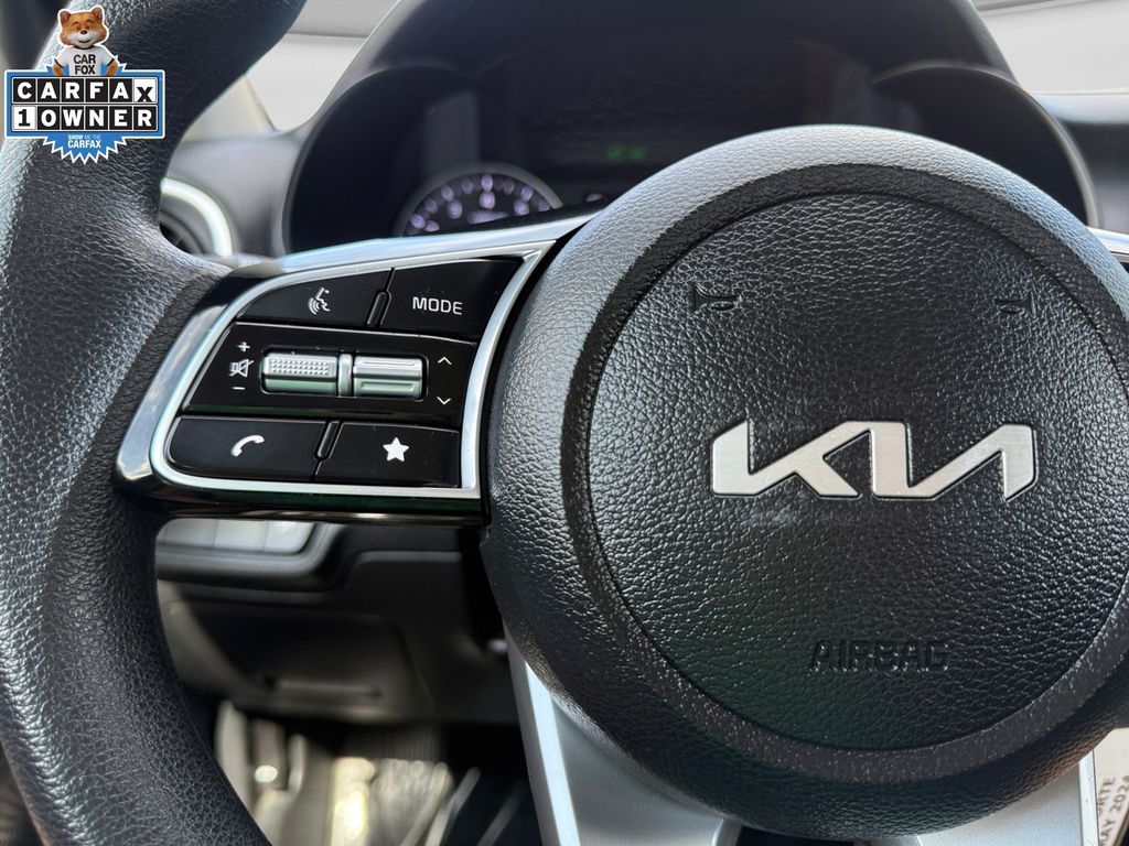 2024 Kia Forte LXS - Photo 25