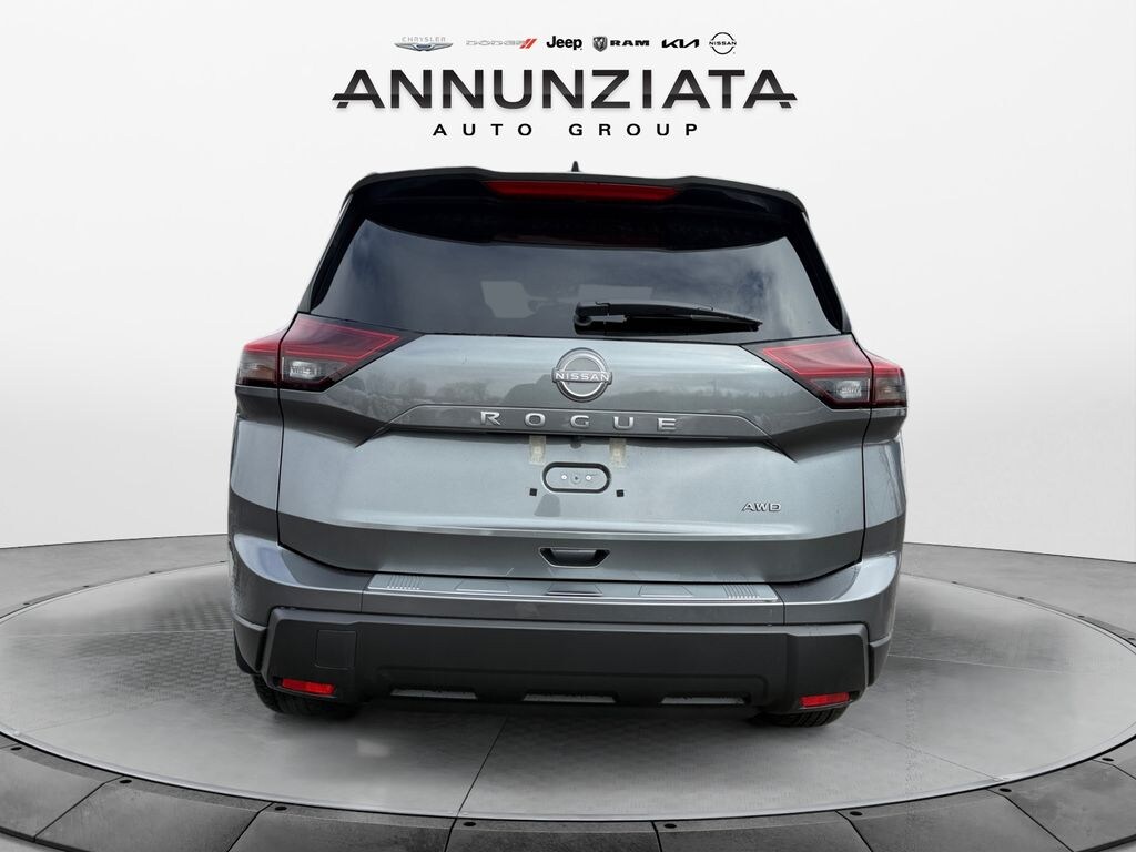 New 2026 Nissan Rogue SV SUV