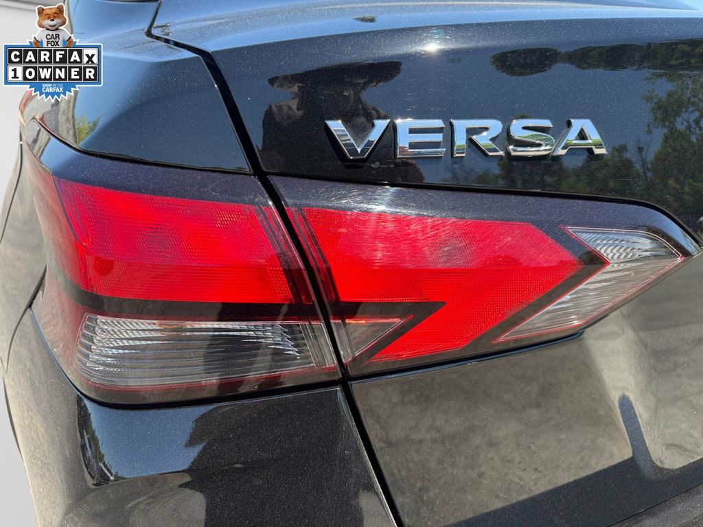 2025 Nissan Versa Sedan SV - Photo 18