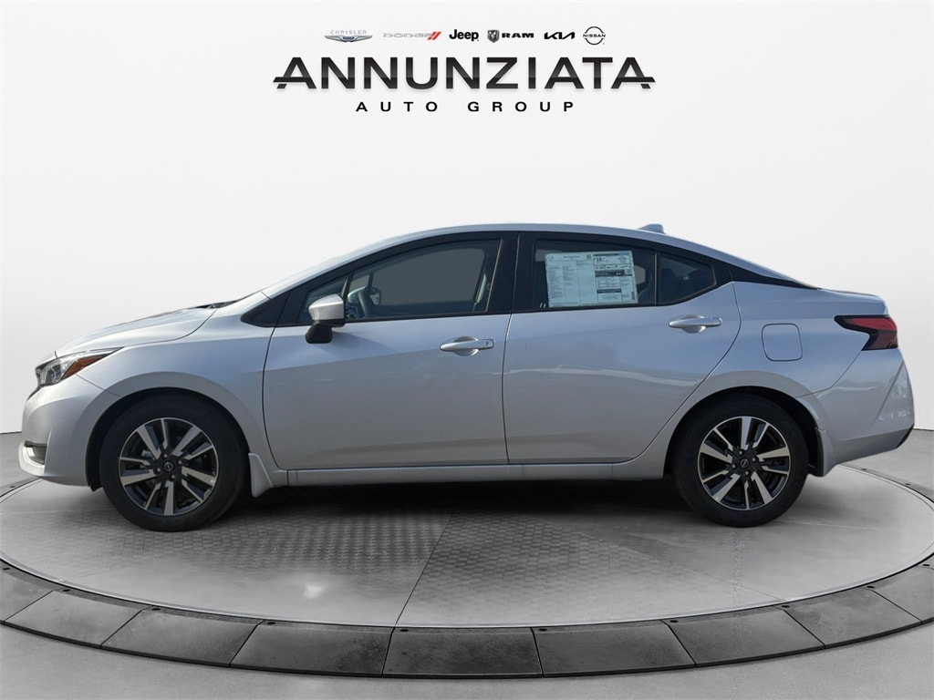 New 2025 Nissan Versa 1.6 SV Sedan