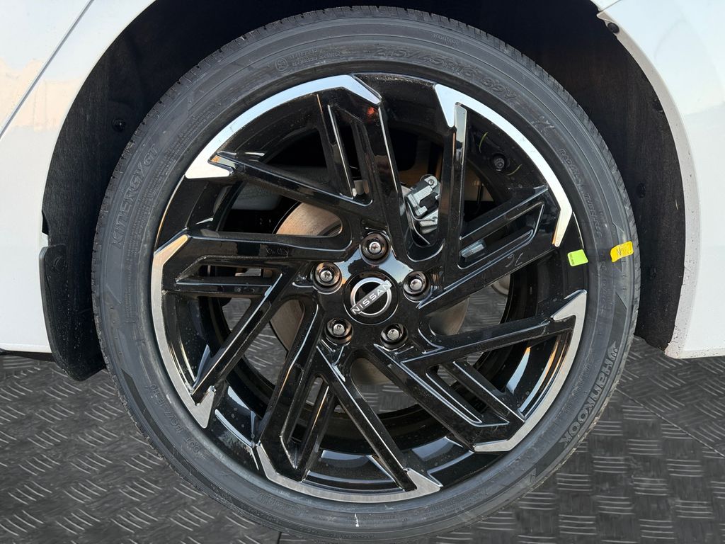 2026 Nissan Sentra SR - Photo 20