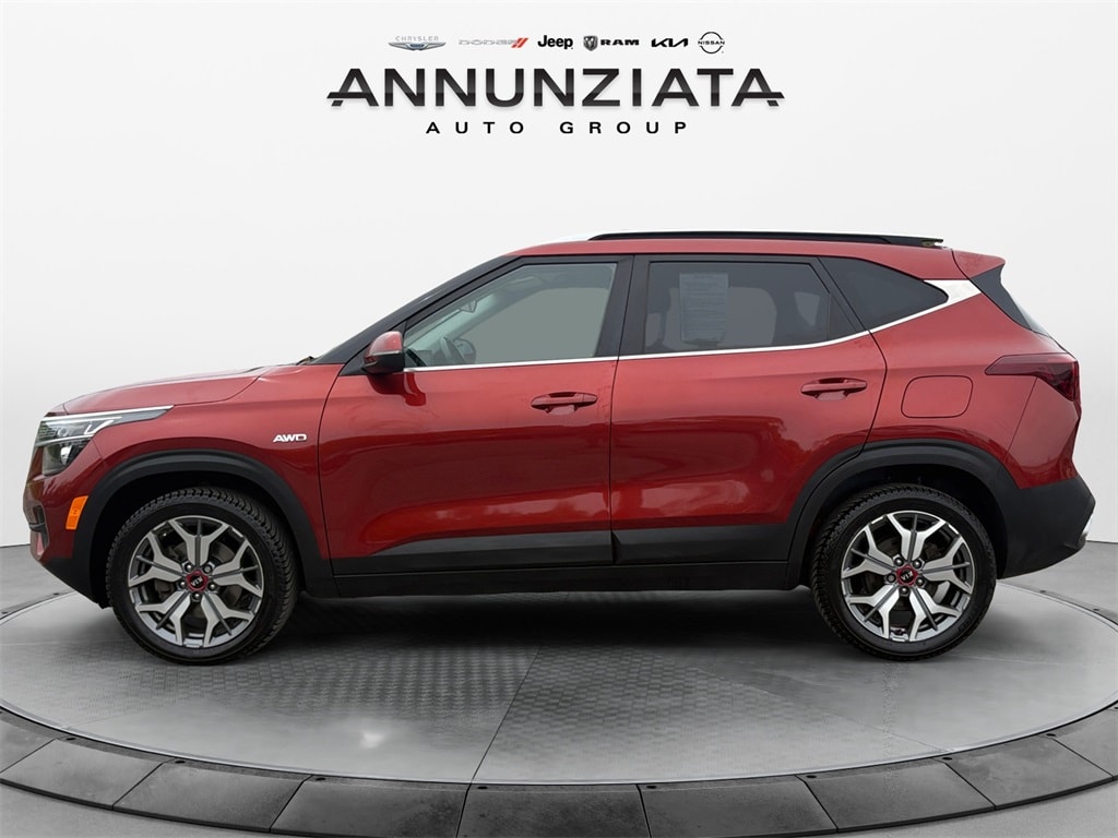 Used 2021 Kia Seltos S with VIN KNDEUCA24M7228690 for sale in New Hampton, NY